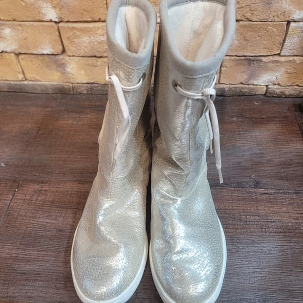 아디다스 실버 부츠 240mm