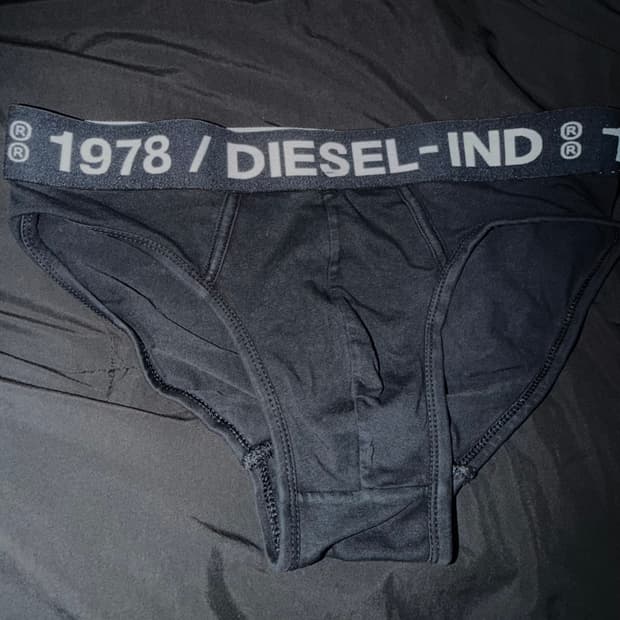 디젤 힙브리프 삼각