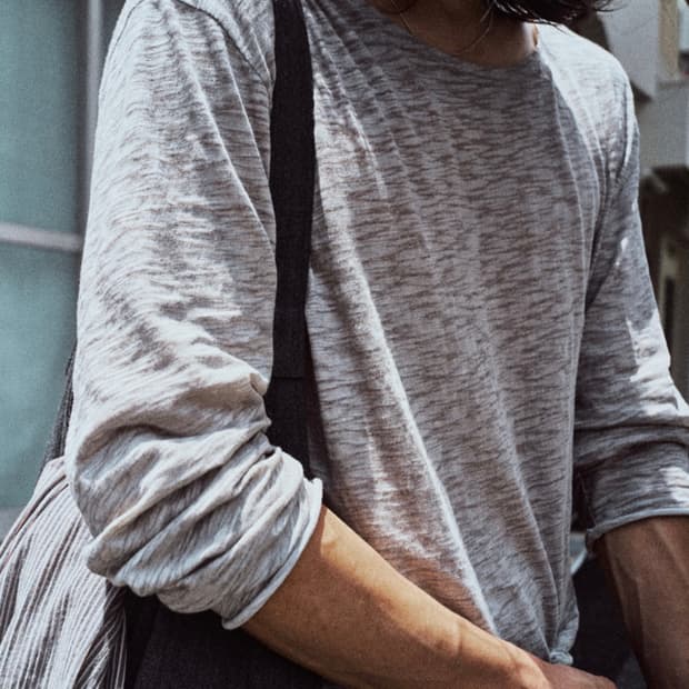 모노프리베 Textured Roll Long Sleeve 