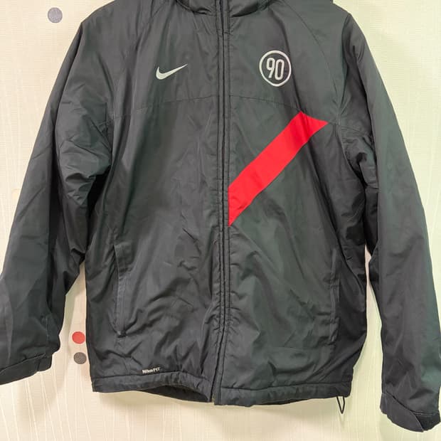 나이키 토탈 90 바람막이 패딩 L