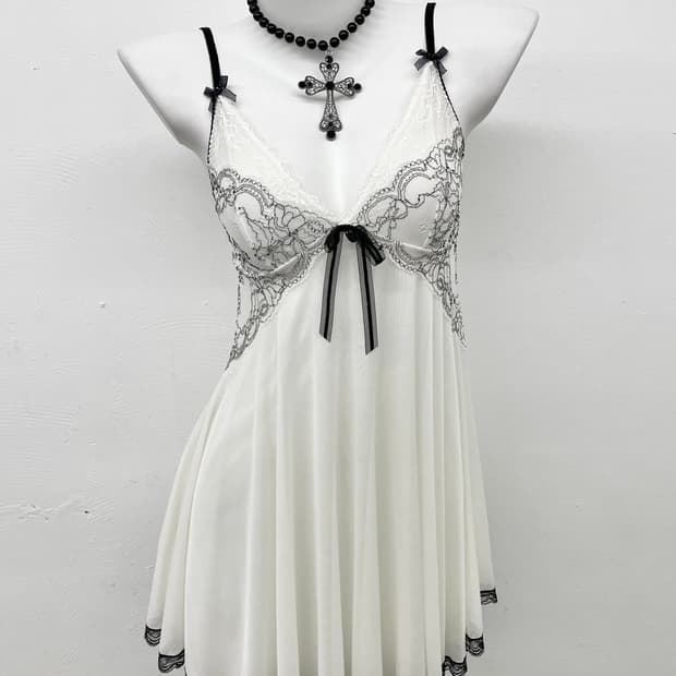 에블린 화이트페어리 레이스 슬립