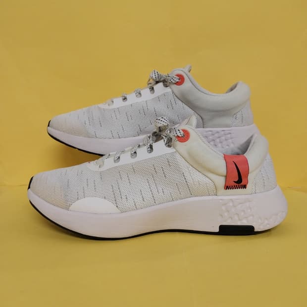 여성 나이키 리뉴 세레니티 런 운동화 (260)