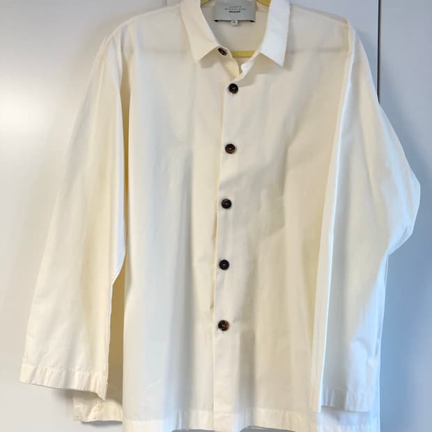 스튜디오 니콜슨 x 비이커 셔츠