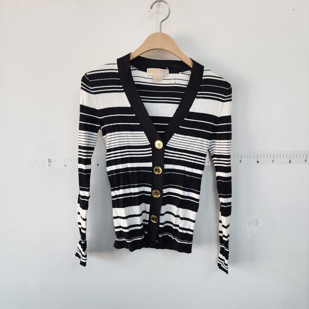 마이클코어스 스트라이프 가디건