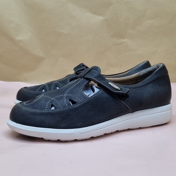 랜드로바 여성 경량화 230