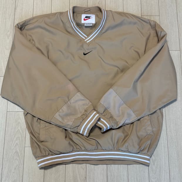 나이키 올드스쿨 베이지 웜업