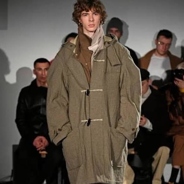 [M] 헤드메이너 더플 코트