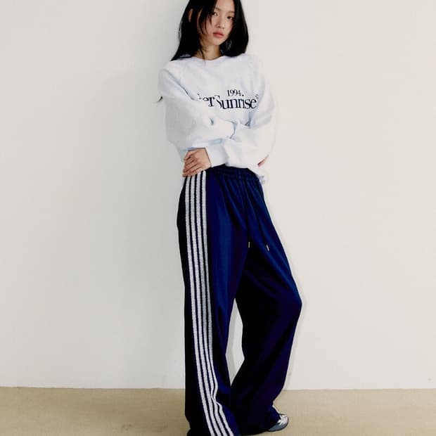 oafish 오피쉬 쿼드라플 레이스 트랙 팬츠 네이비