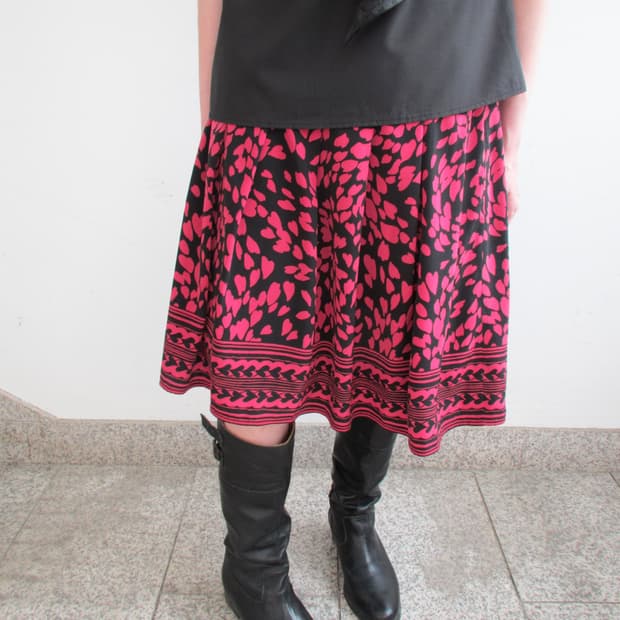 Votre heart pattern pleats skirt