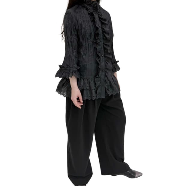 Eonts - Thornel Punching Blouse 블랙