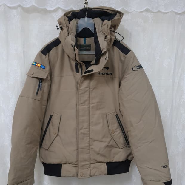 아이더  필파워 700점퍼