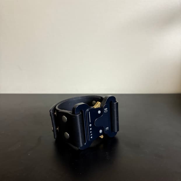 알릭스 더블 스트랩 레더 팔찌