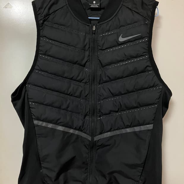 나이키 에어로로프트 베스트 L