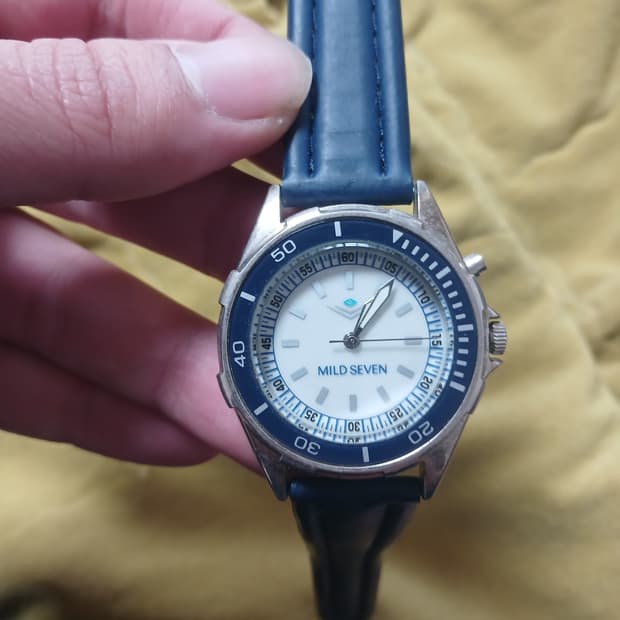 마일드세븐 빈티지 시계 네이비 