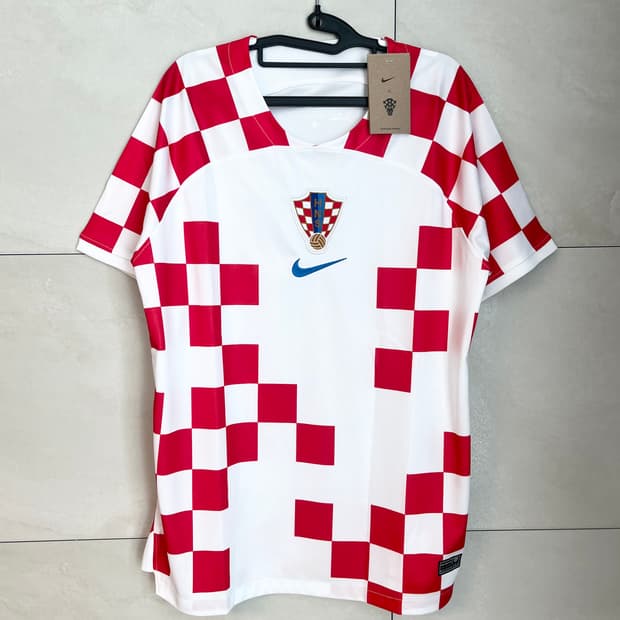 새상품 나이키 22-23 크로아티아 홈 유니폼 [XL]