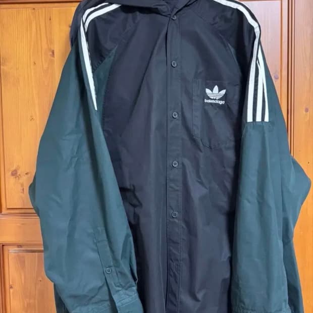 발렌시아가 x 아디다스 후드 셔츠 블랙 다크 그린