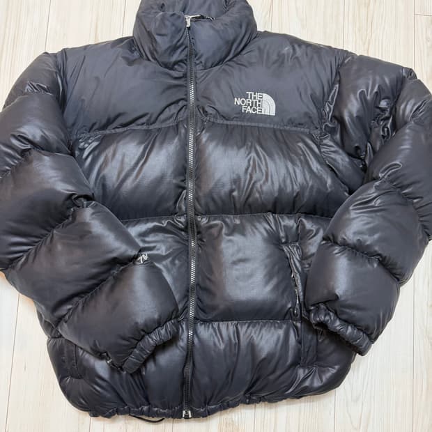 노스페이스 눕시 700 패딩 블랙
