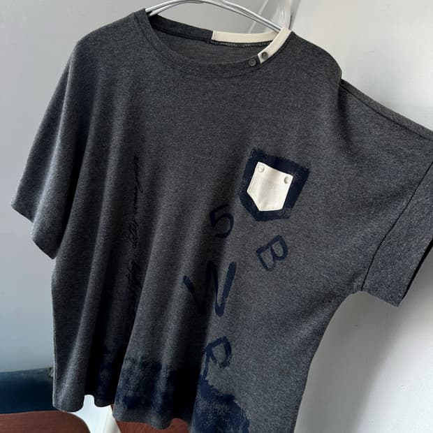 Wide design printing pocket t-shirt