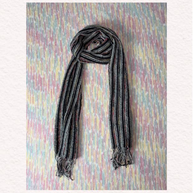 블랙 그레이 포인트 머플러