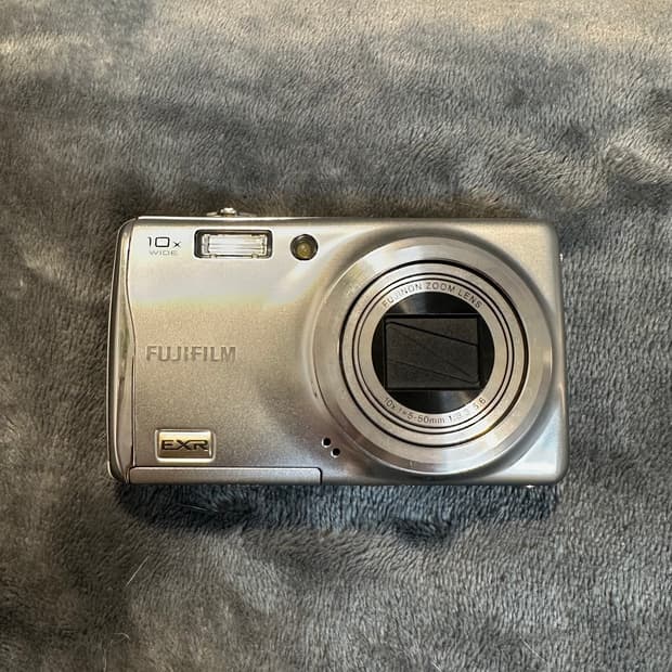 후지필름 파인픽스 f70exr 디카/디지털카메라 