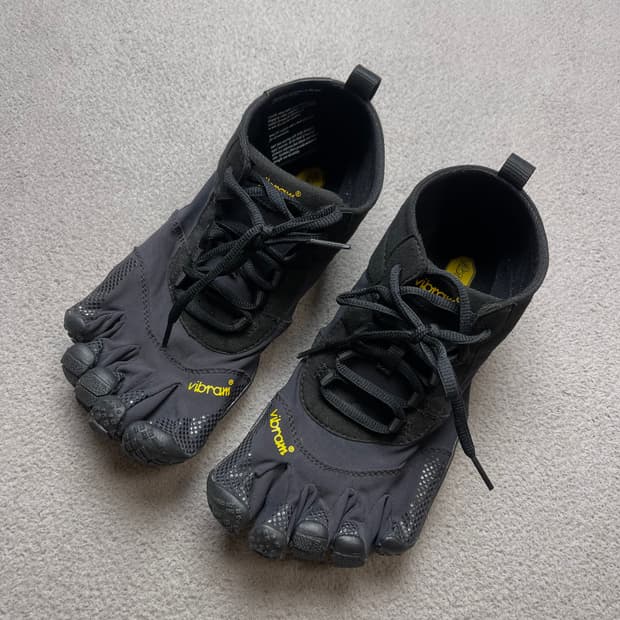 [eu40] vibram five fingers v-trek -250