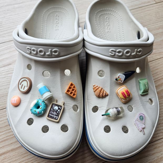 크록스바야밴드 M10W12(280)
베이지