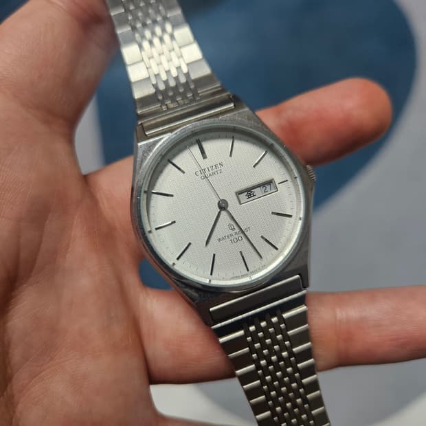 1985s 시티즌 빈티지 쿼츠 시계