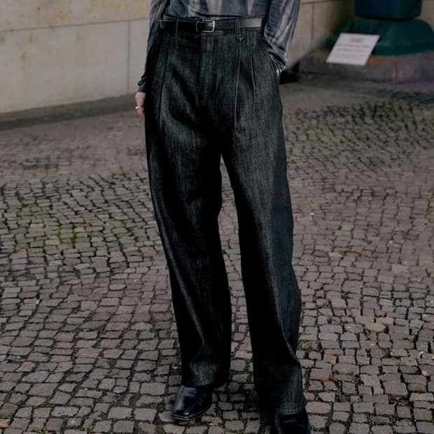 포트너스_Two Tuck Wide Black Jeans (S)