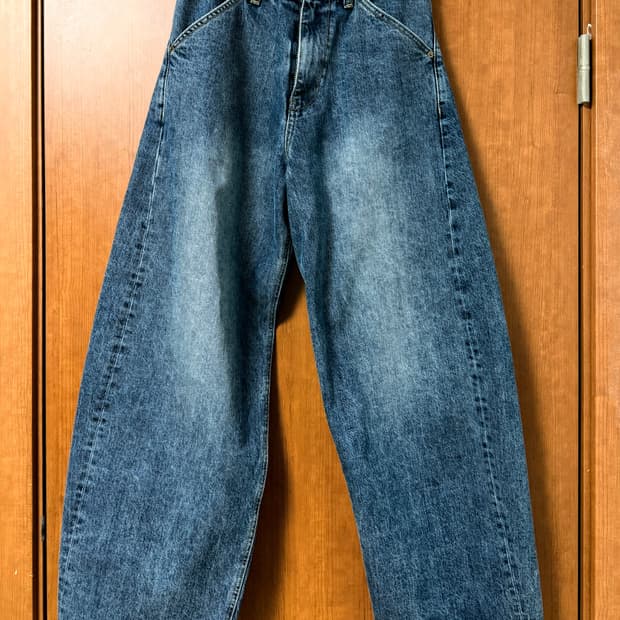 해칭룸 와이드 커브드진 워시드블루 1사이즈 (XS)