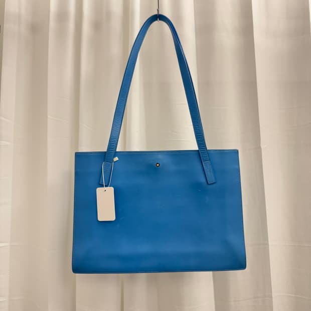 이세이 미야케 IM 레더 토트백