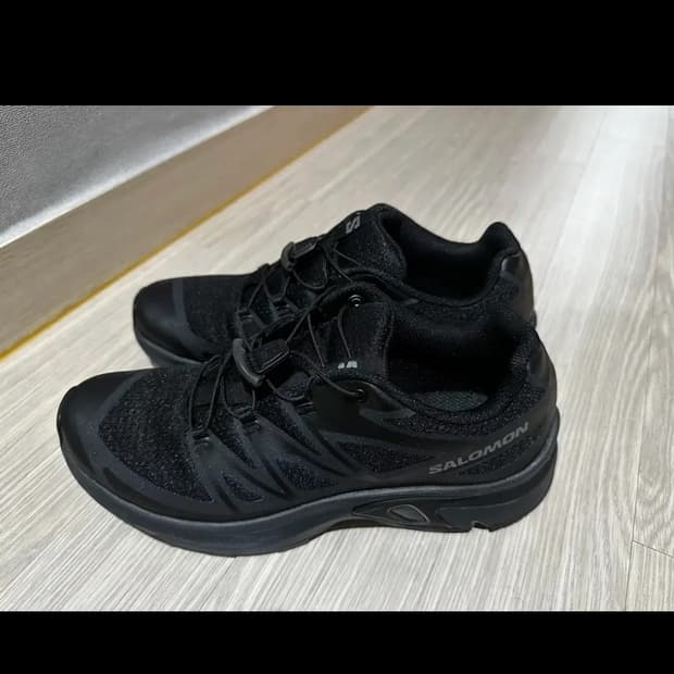 살로몬 신발 255