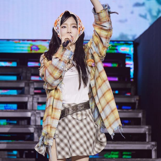 R13 라이트블루 옐로 쉬레드 셔츠 25SS