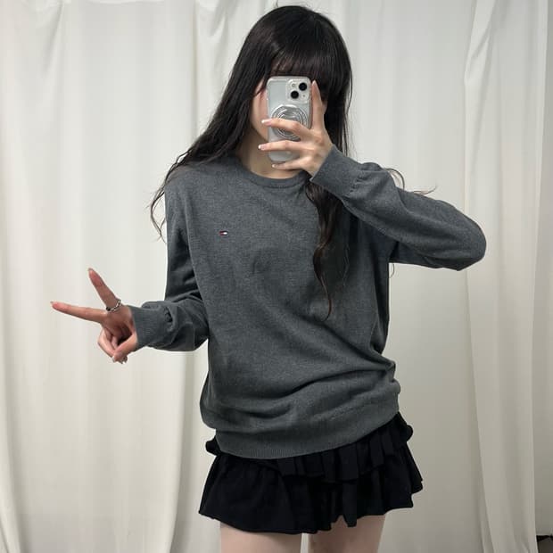 Tommy Hilfiger gray knit