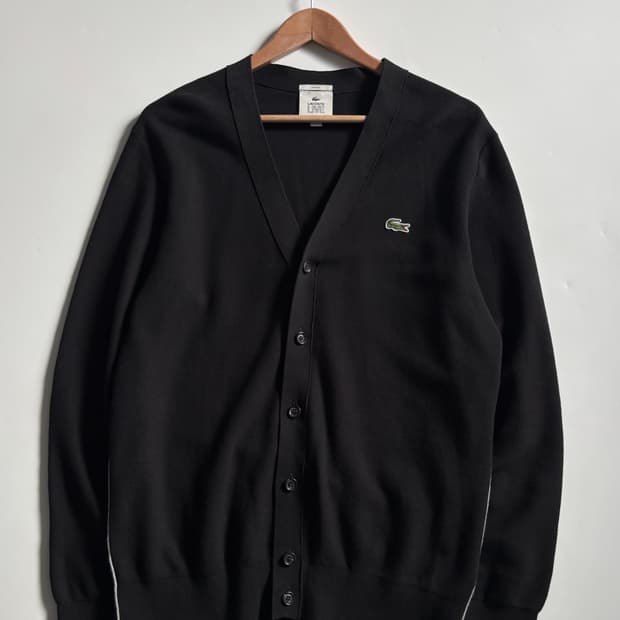 Lacoste 라코스테 블랙 로고 브이넥 가디건