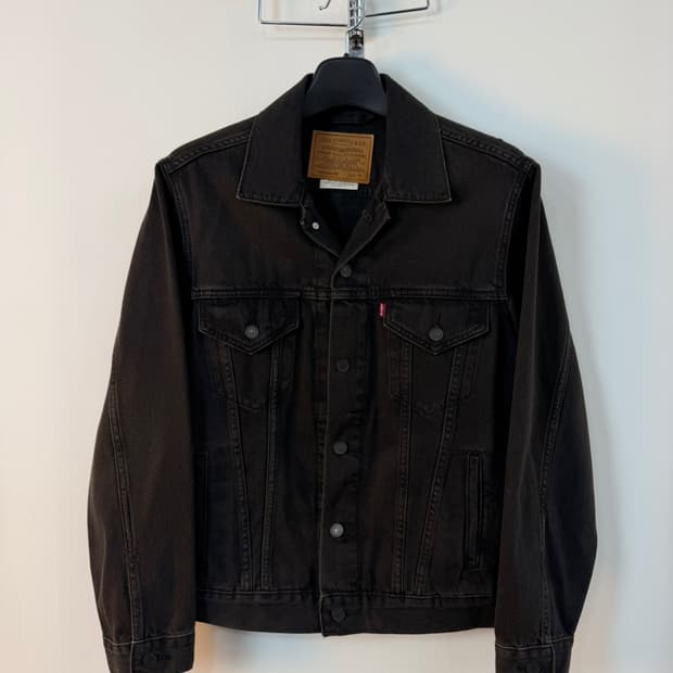 리바이스 프리미엄 3세대 흑청 트러커 자켓 