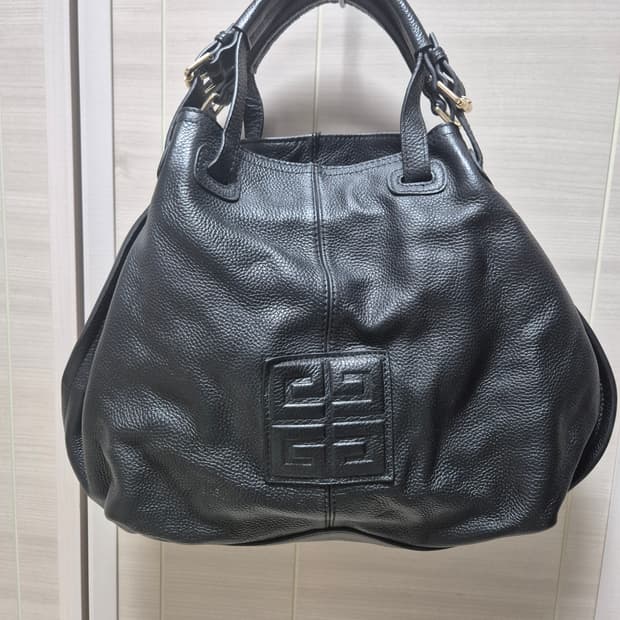 (정품) 지방시 블랙 레더 토트백 천연가죽 블랙