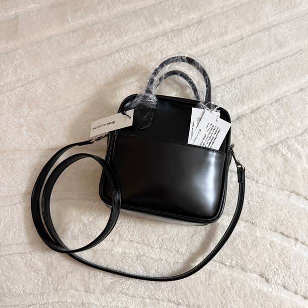 꼼데가르송 아오야마백