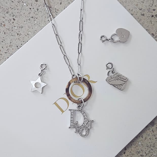 디올 오블리크 참 목걸이 / 참분리 가능 [정품·희귀매물]