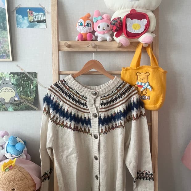 모리걸 빈티지 노르딕 가디건 💛💙