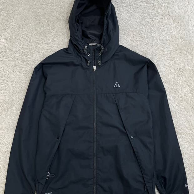 나이키 ACG 바람막이/3244