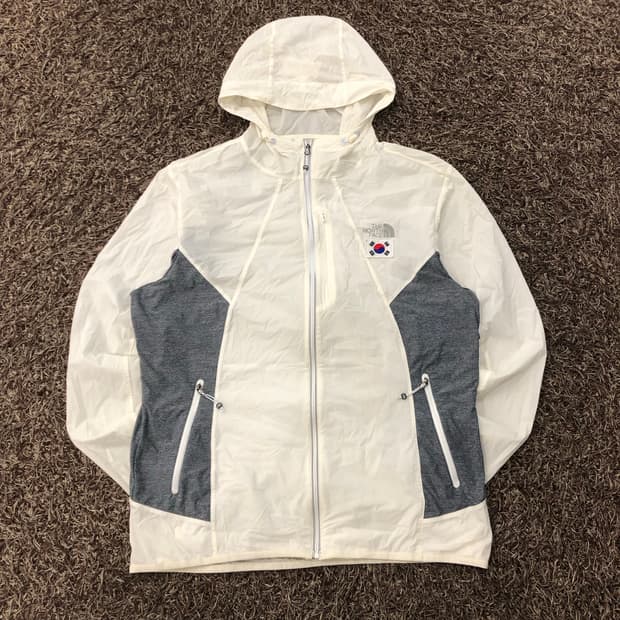 노스페이스 태극기 패치 나일론 바람막이 자켓