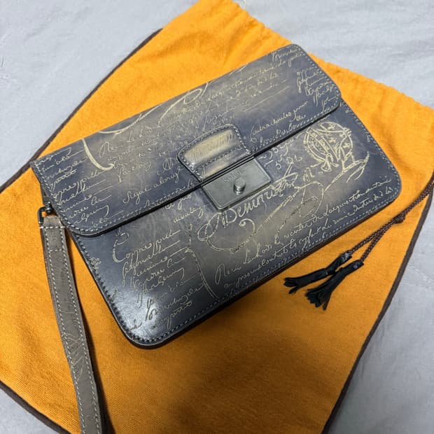 벨루티 풀 스크리토 가방 