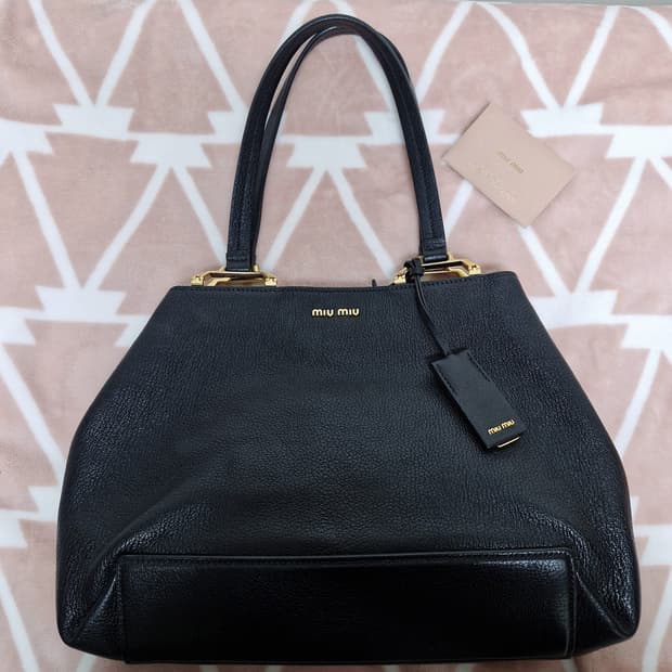 미우미우 정품 마드라스 레더 숄더백 토트백 풀구성