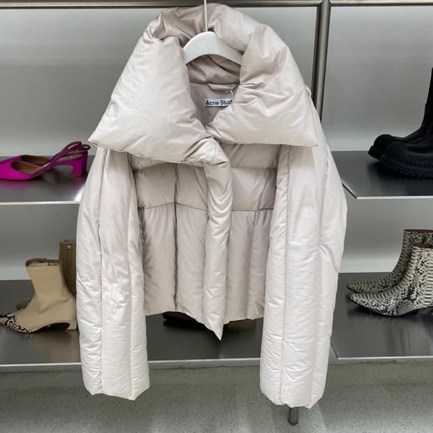 아크네스튜디오 덕다운 패딩 (새상품)