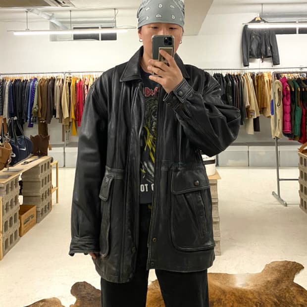 VTG leather coat 