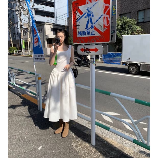 어랜 원피스