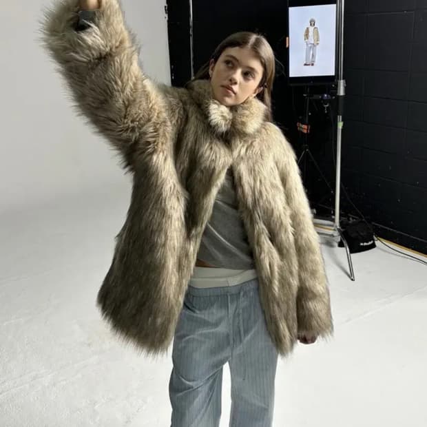 구해요)애프터아워즈 OVERSIZED FUR JACKET V3 1사이즈