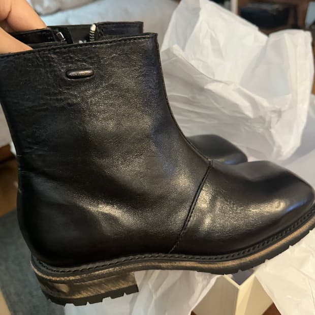 [새상품] 아워레가시 엔진 부츠 41 팝니다