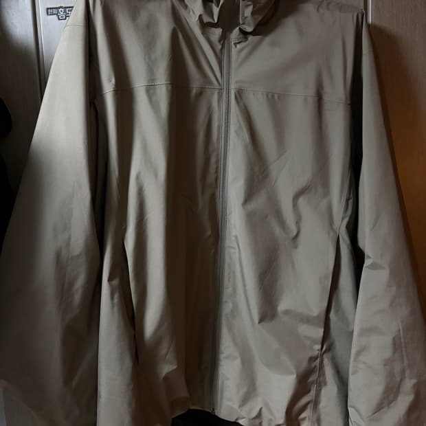 아크테릭스 솔라노 알케미 XL