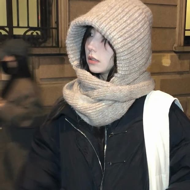 바라클라바 베이지